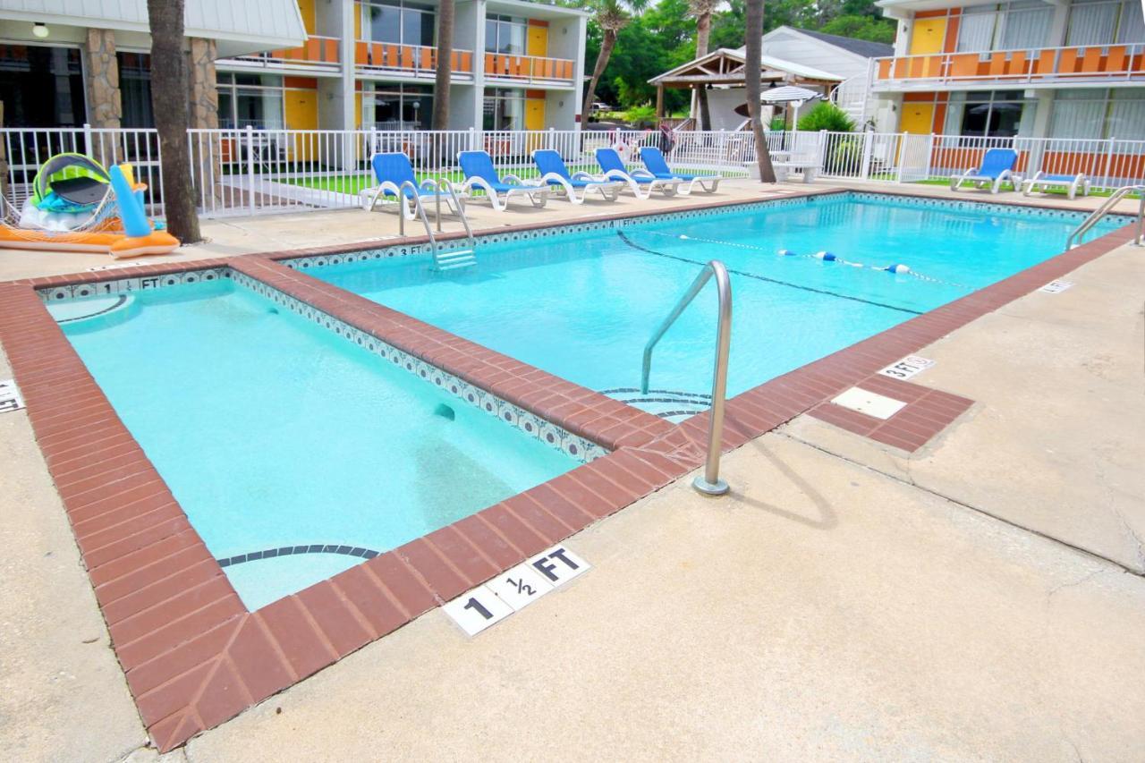 Holiday Shores Myrtle Beach Exterior photo