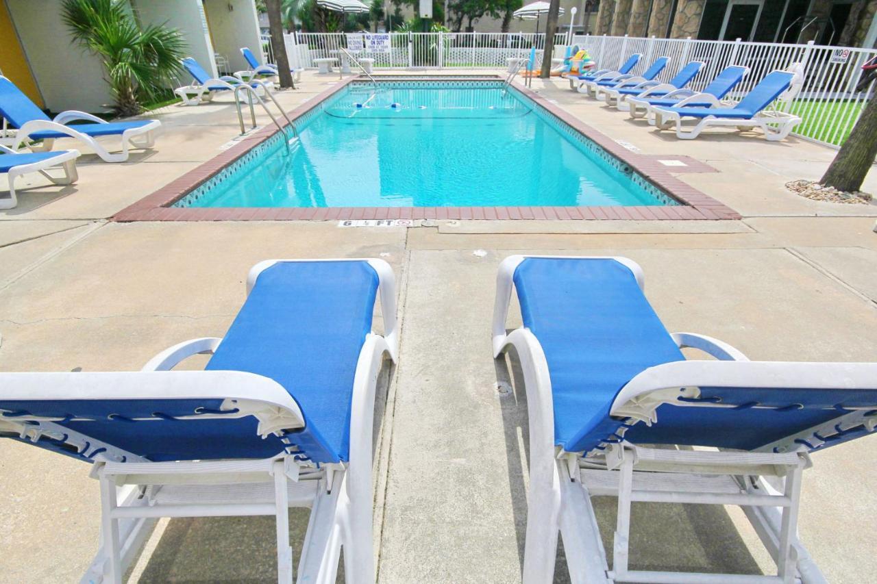 Holiday Shores Myrtle Beach Exterior photo